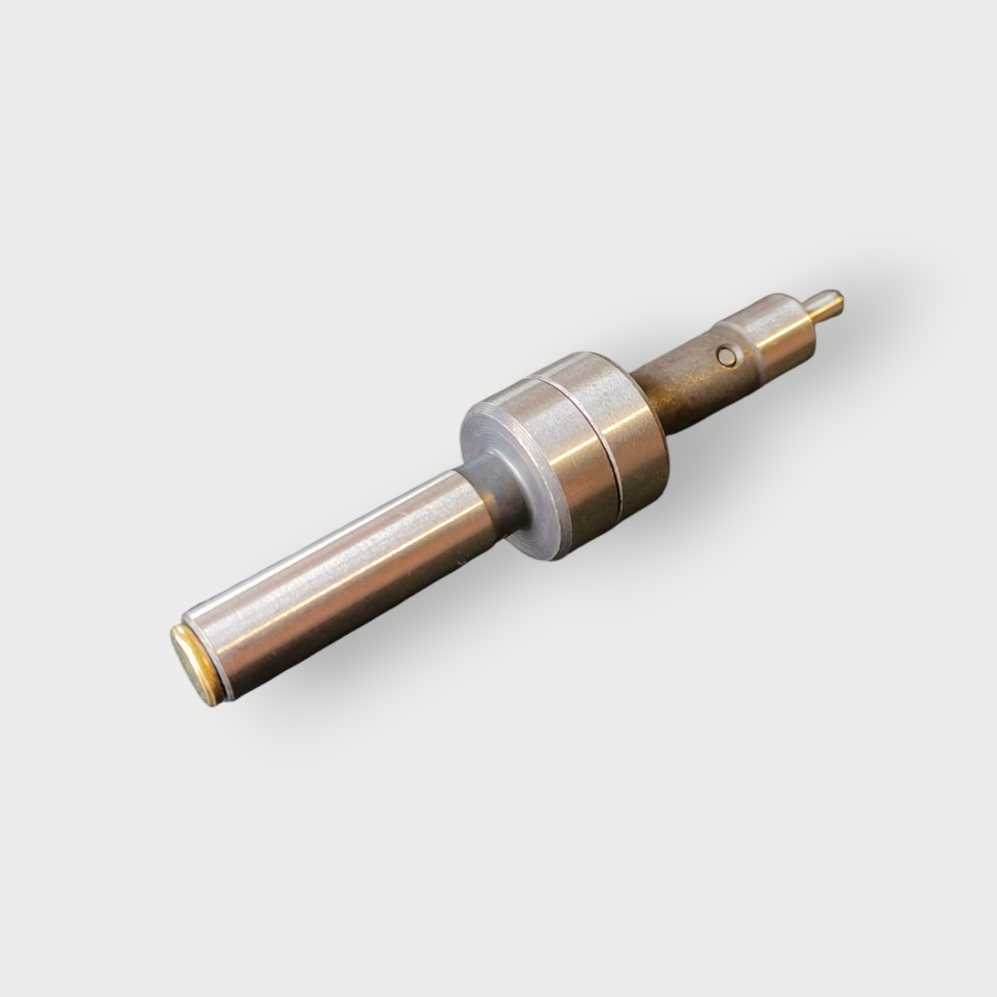 pinule de centrage Ø10 épaulée à Ø4 pinule de centrage Ø10 épaulée à Ø4