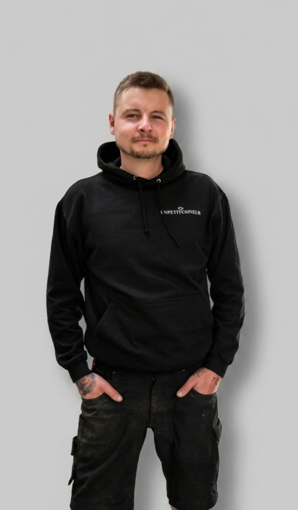Sweat - Un Petit Usineur